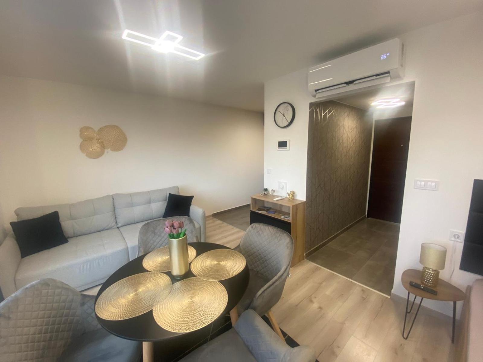 Lake View Penthouse Hajdúszoboszló Exterior foto